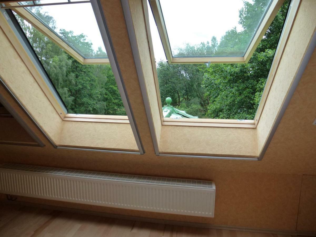 Moderne Maisonette-Wohnung Am Karpfenteich; Modern Apartment With View Of The Carp Pond Barmstedt المظهر الخارجي الصورة